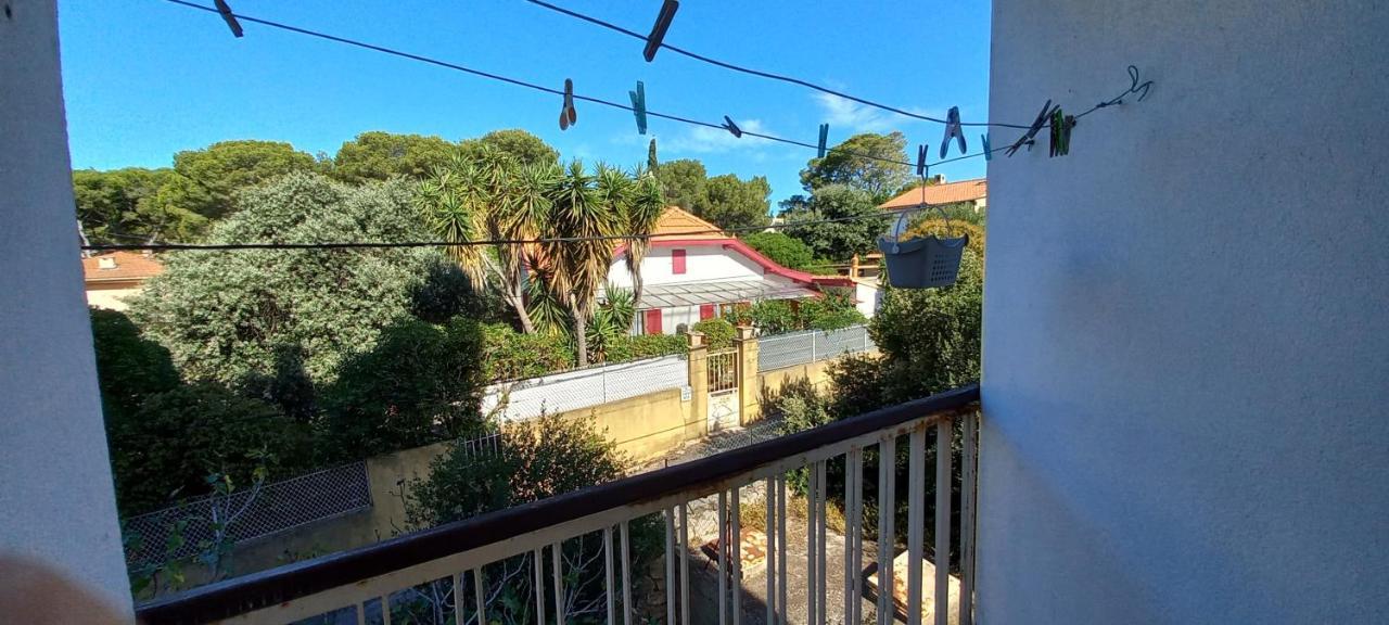 Loft Climatise "La Pinede", 50 M2, Tres Calme, 5 Mn A Pied Des Plages, Lit King Size La Seyne-sur-Mer Extérieur photo