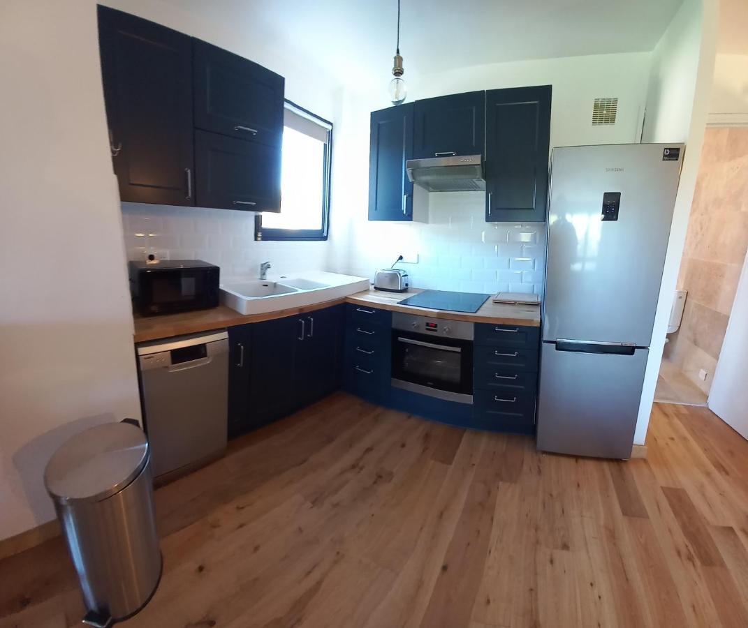 Loft Climatise "La Pinede", 50 M2, Tres Calme, 5 Mn A Pied Des Plages, Lit King Size La Seyne-sur-Mer Extérieur photo
